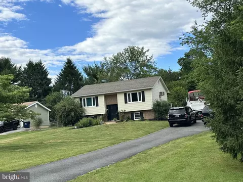 97 Old Chestnut Rd, Elkton, MD 21921