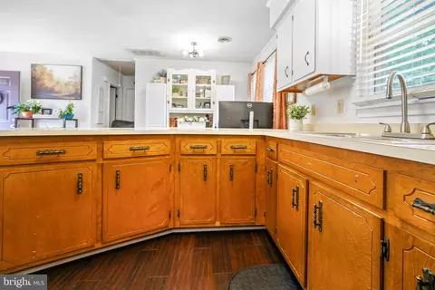Kitchen - 29 Manor Dr, Earleville, MD 21919 photo 3 of 3