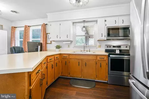 Kitchen - 29 Manor Dr, Earleville, MD 21919 photo 1 of 3
