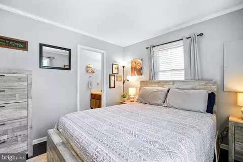 Bedroom - 29 Manor Dr, Earleville, MD 21919 photo 2 of 6