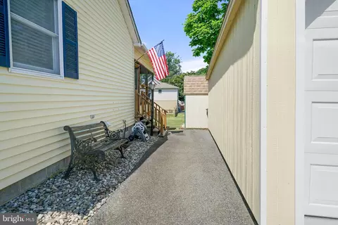 Entry Way - 29 Manor Dr, Earleville, MD 21919 photo 3 of 3