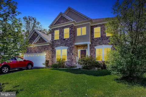 24 Chip Shot Ct, North East, MD 21901