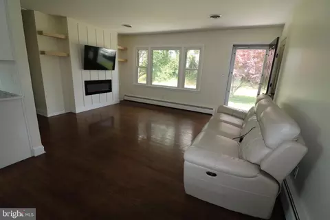Living - 39 Pierce Rd, Rising Sun, MD 21911 photo 1 of 3