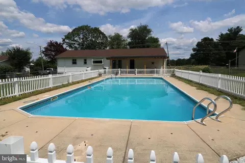 Exterior - 39 Pierce Rd, Rising Sun, MD 21911 photo 3 of 5