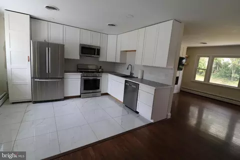 Entry Way - 39 Pierce Rd, Rising Sun, MD 21911 photo 2 of 2