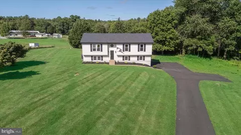 74 Dora Mcmillan Ln, North East, MD 21901