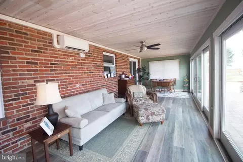 Exterior - 105 Edgewater Dr, Earleville, MD 21919 photo 4 of 7