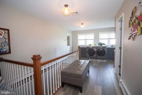 Entry Way - 105 Edgewater Dr, Earleville, MD 21919 photo 5 of 8