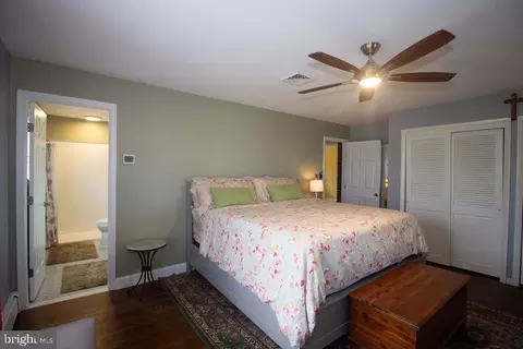 Bedroom - 105 Edgewater Dr, Earleville, MD 21919 photo 5 of 7