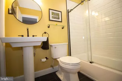 Bath - 105 Edgewater Dr, Earleville, MD 21919 photo 1 of 3