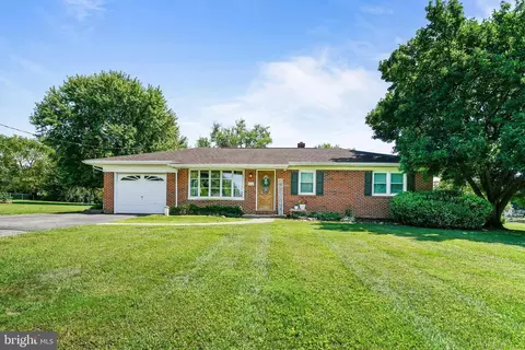 102 Sunrise Dr, Rising Sun, MD 21911