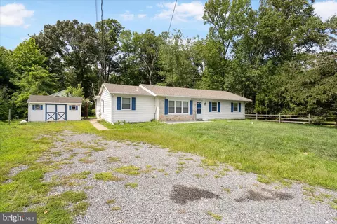 365 Appleton Rd, Elkton, MD 21921 photo 2