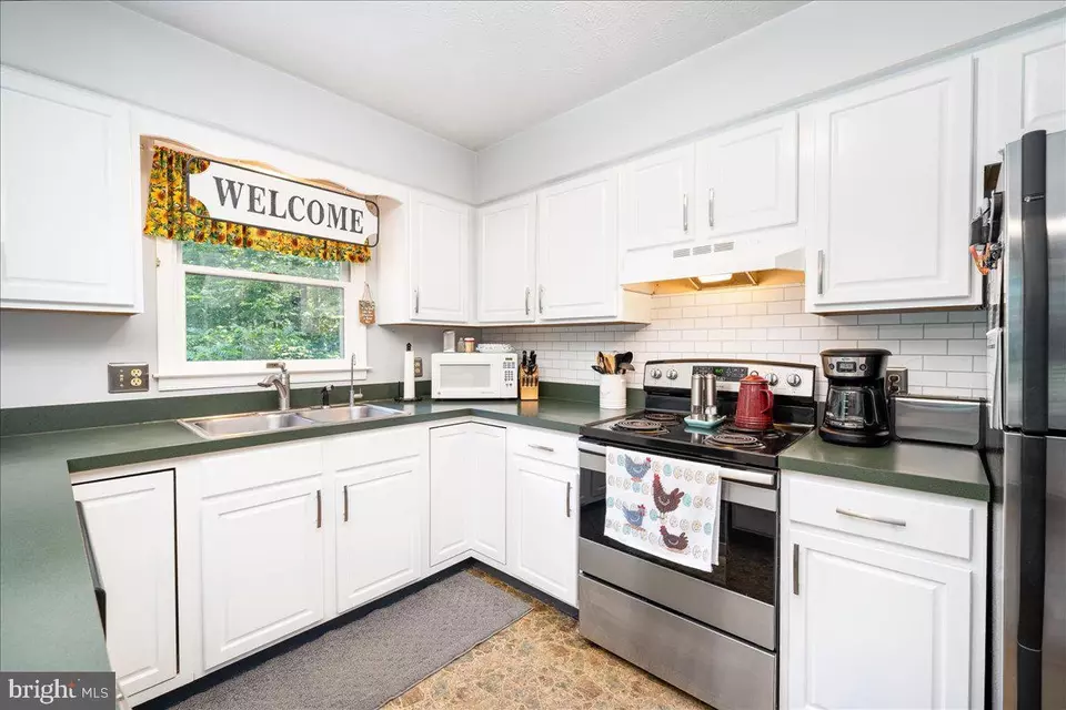Kitchen - 150 Algonquin Dr, Rising Sun, MD 21911 photo 4 of 4