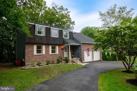 9 Colonial Cir, North East, MD 21901