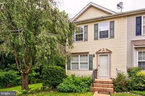 188 Cherry Tree Ln, Elkton, MD 21921 photo 2
