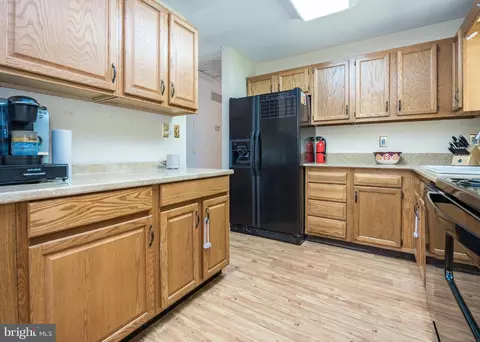 Kitchen - 338 E Village Rd, Elkton, MD 21921 photo 3 of 5