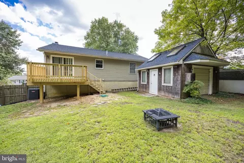 Exterior - 338 E Village Rd, Elkton, MD 21921 photo 5 of 11