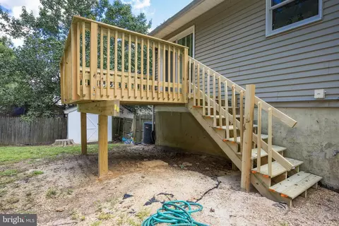Exterior - 338 E Village Rd, Elkton, MD 21921 photo 8 of 11