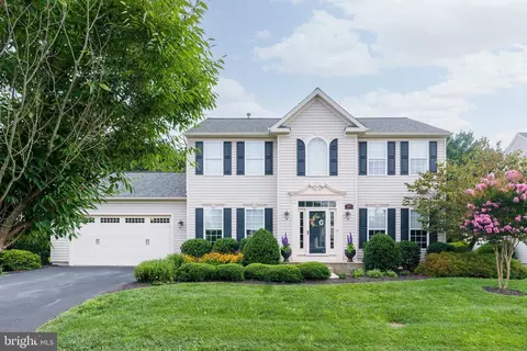 210 Magnolia Dr, Elkton, MD 21921