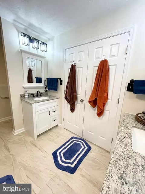 Bath - 2016 Colora Rd, Colora, MD 21917 photo 8 of 25