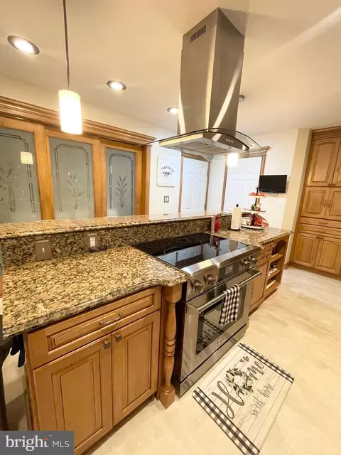 Kitchen - 2016 Colora Rd, Colora, MD 21917 photo 11 of 12
