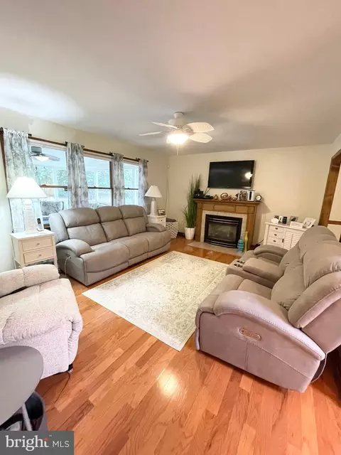 Living - 2016 Colora Rd, Colora, MD 21917 photo 4 of 4