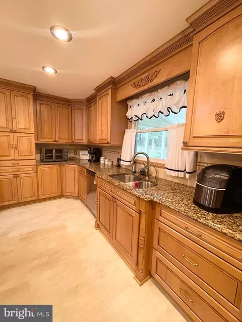 Kitchen - 2016 Colora Rd, Colora, MD 21917 photo 5 of 12