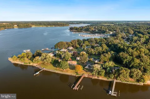 View/Area - 37 Sandy Point Rd, Earleville, MD 21919 photo 2 of 11