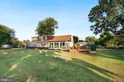Exterior - 37 Sandy Point Rd, Earleville, MD 21919 photo 2 of 6