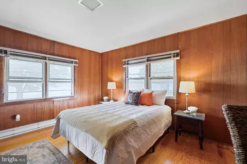 Bedroom - 37 Sandy Point Rd, Earleville, MD 21919 photo 5 of 7