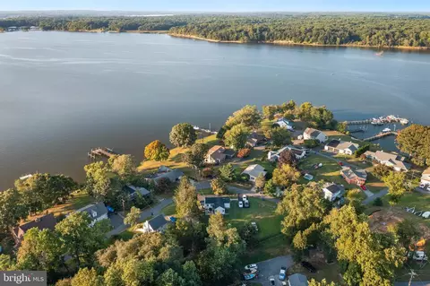 View/Area - 37 Sandy Point Rd, Earleville, MD 21919 photo 4 of 11