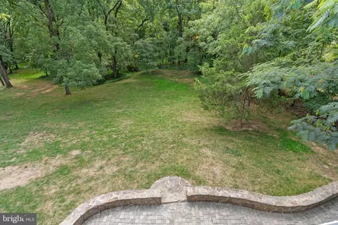 Exterior - 30 Maple Ln, Elkton, MD 21921 photo 7 of 12