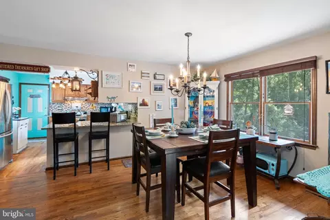 Dining - 30 Maple Ln, Elkton, MD 21921 photo 2 of 2