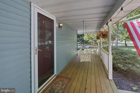 Exterior - 30 Maple Ln, Elkton, MD 21921 photo 3 of 12