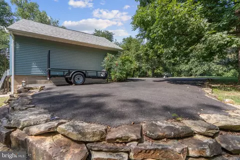Exterior - 30 Maple Ln, Elkton, MD 21921 photo 10 of 12