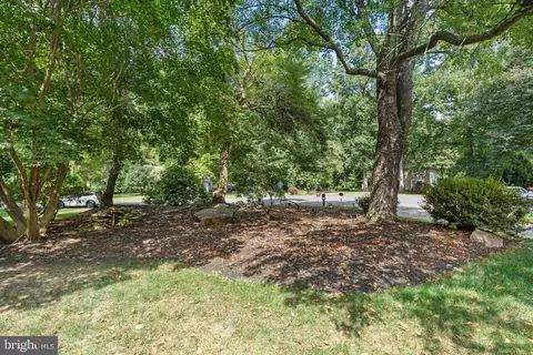 Exterior - 30 Maple Ln, Elkton, MD 21921 photo 8 of 12