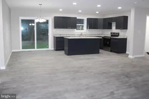 Entry Way - 113 Blarney Ln, Conowingo, MD 21918 photo 1 of 10