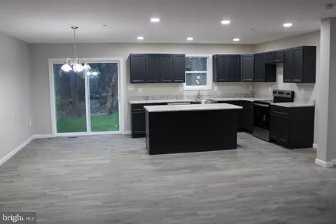 Entry Way - 113 Blarney Ln, Conowingo, MD 21918 photo 5 of 10