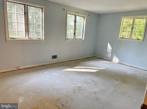 Bedroom - 127 Mcglothlin Rd, Conowingo, MD 21918 photo 1 of 5