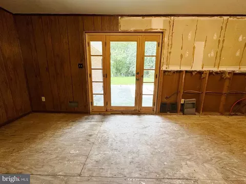 Living - 127 Mcglothlin Rd, Conowingo, MD 21918 photo 10 of 10