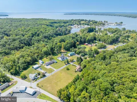 106 Plum Creek Rd, North East, MD 21901