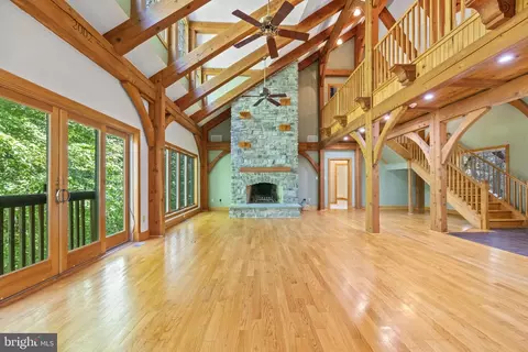 Living - 46 Glen Brook Dr, Elkton, MD 21921 photo 1 of 12