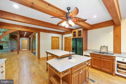 Entry Way - 46 Glen Brook Dr, Elkton, MD 21921 photo 3 of 12