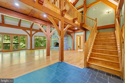 Entry Way - 46 Glen Brook Dr, Elkton, MD 21921 photo 2 of 12