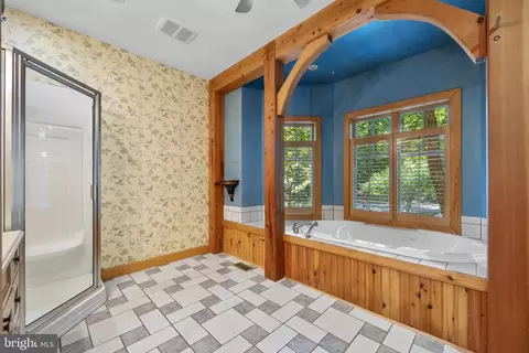Bath - 46 Glen Brook Dr, Elkton, MD 21921 photo 2 of 8