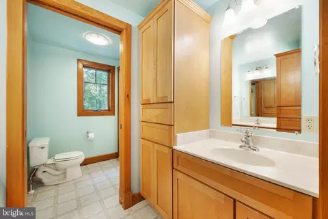 Bath - 46 Glen Brook Dr, Elkton, MD 21921 photo 7 of 8