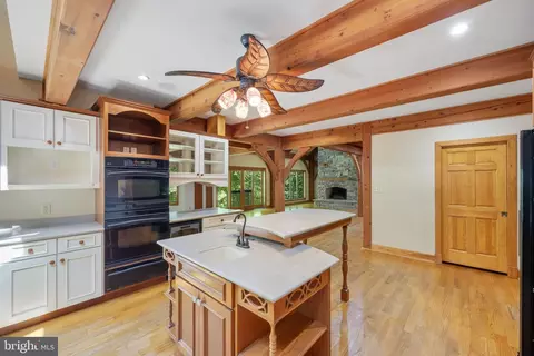 Kitchen - 46 Glen Brook Dr, Elkton, MD 21921 photo 3 of 3