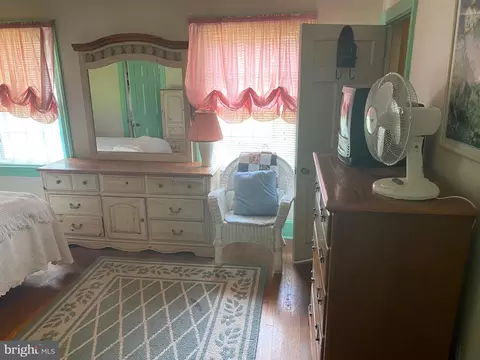 Bedroom - 105 Walnut Ln, Elkton, MD 21921 photo 5 of 6