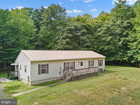 33 Blue Jay St, Elkton, MD 21921