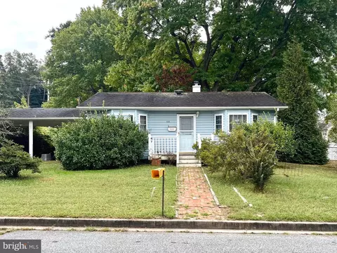 112 E Harvey St, North East, MD 21901